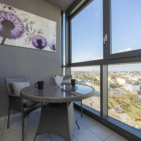 Appartement Rondo Wiatraczna Skyview With Parking Space & Balcony By Renters Warschau