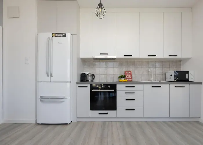 Rondo Wiatraczna Skyview With Parking Space & Balcony By Renters Lejlighed *