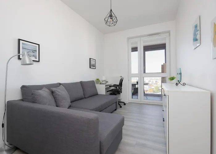 Rondo Wiatraczna Skyview With Parking Space & Balcony By Renters *